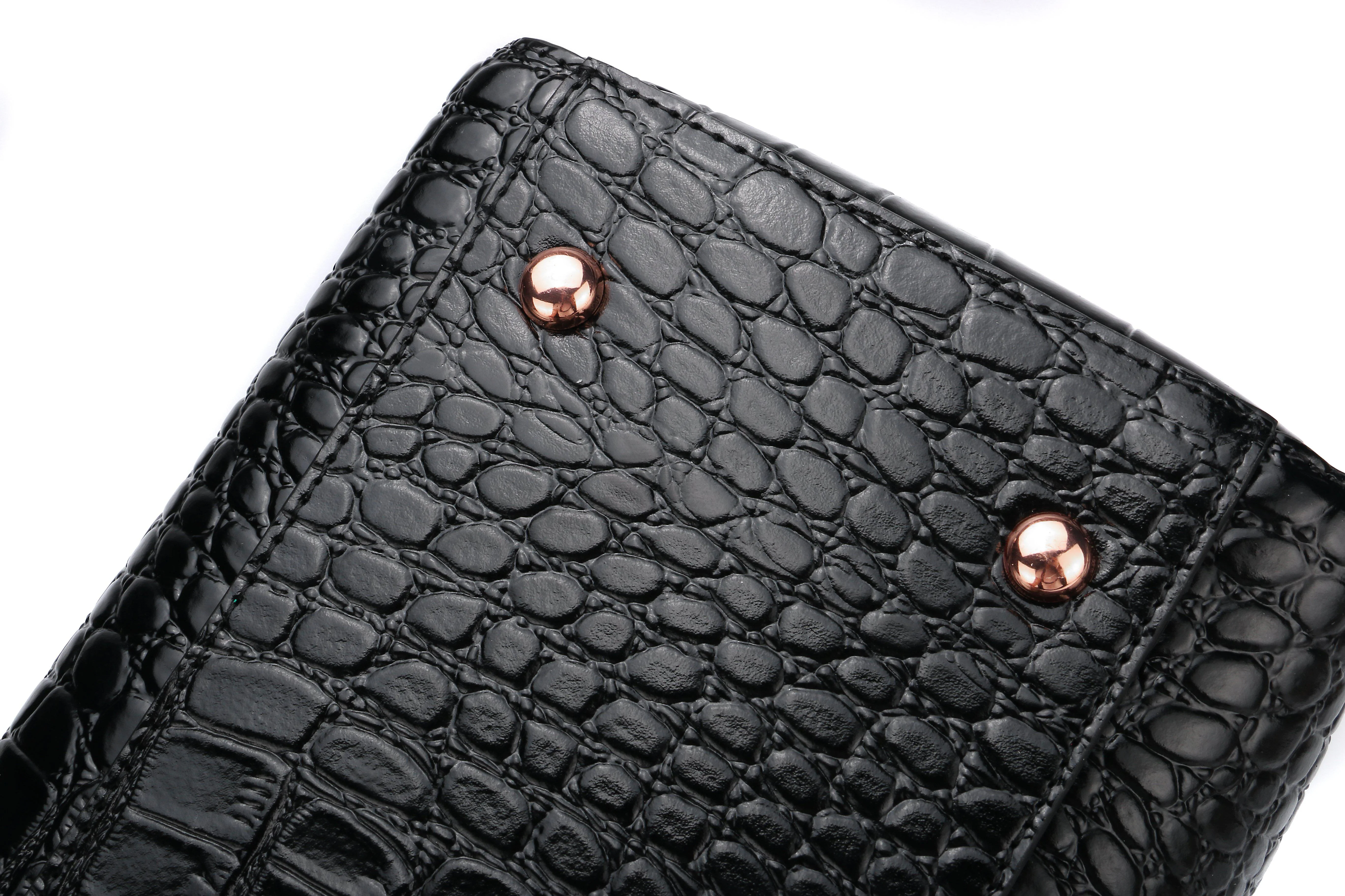 [limited edition] JULIA BLACK | croc patent Leather 14"Laptop Handbag | CHAMPAGNE GOLD - Image 10