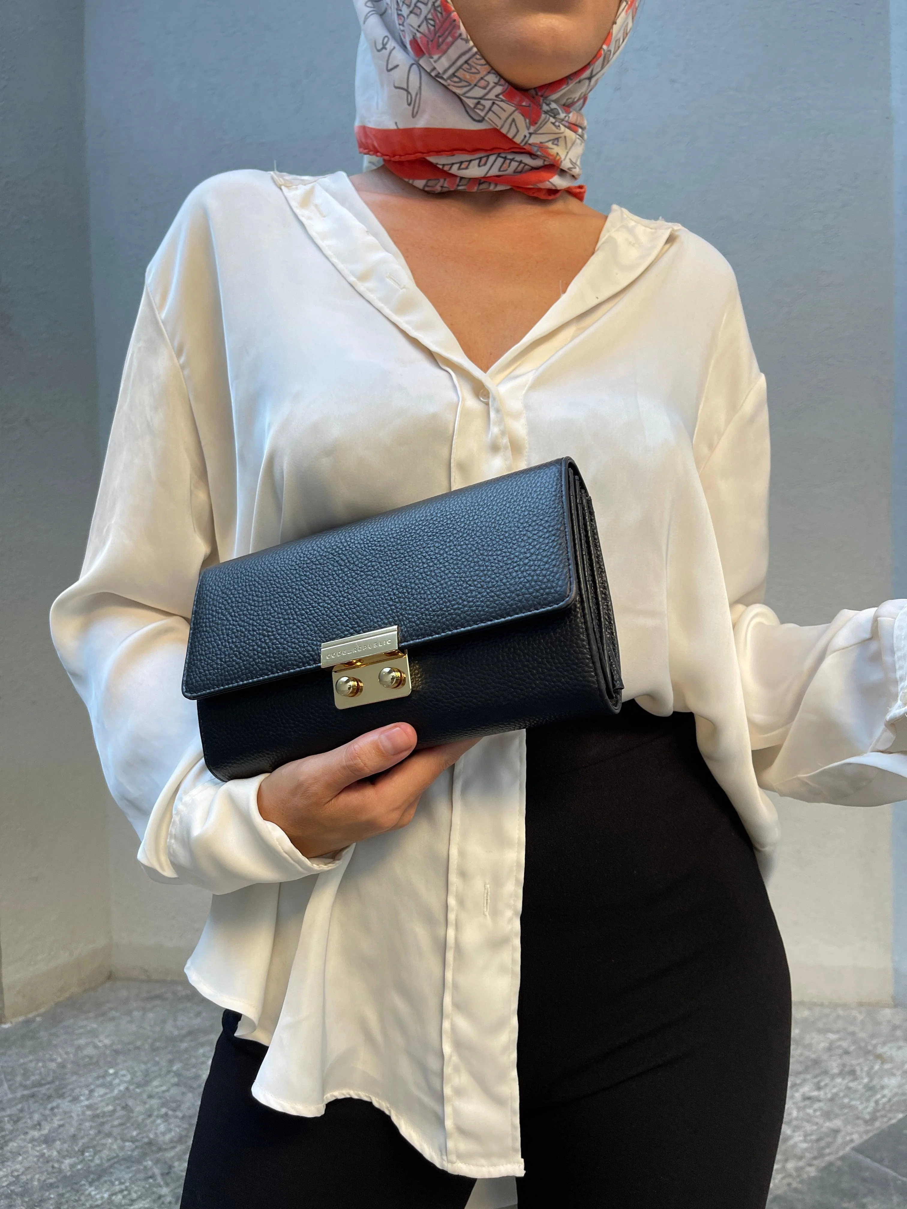 DANIELLE 7 in 1 CROSS BODY TRAVEL WALLET - Image 27