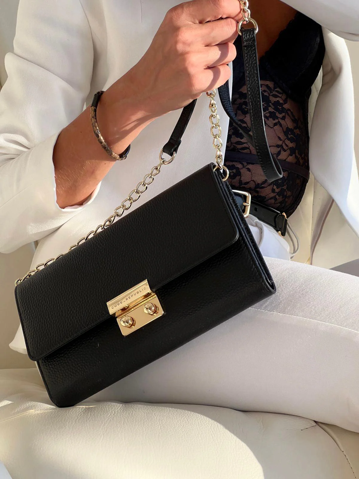 DANIELLE 7 in 1 CROSS BODY TRAVEL WALLET - Image 4